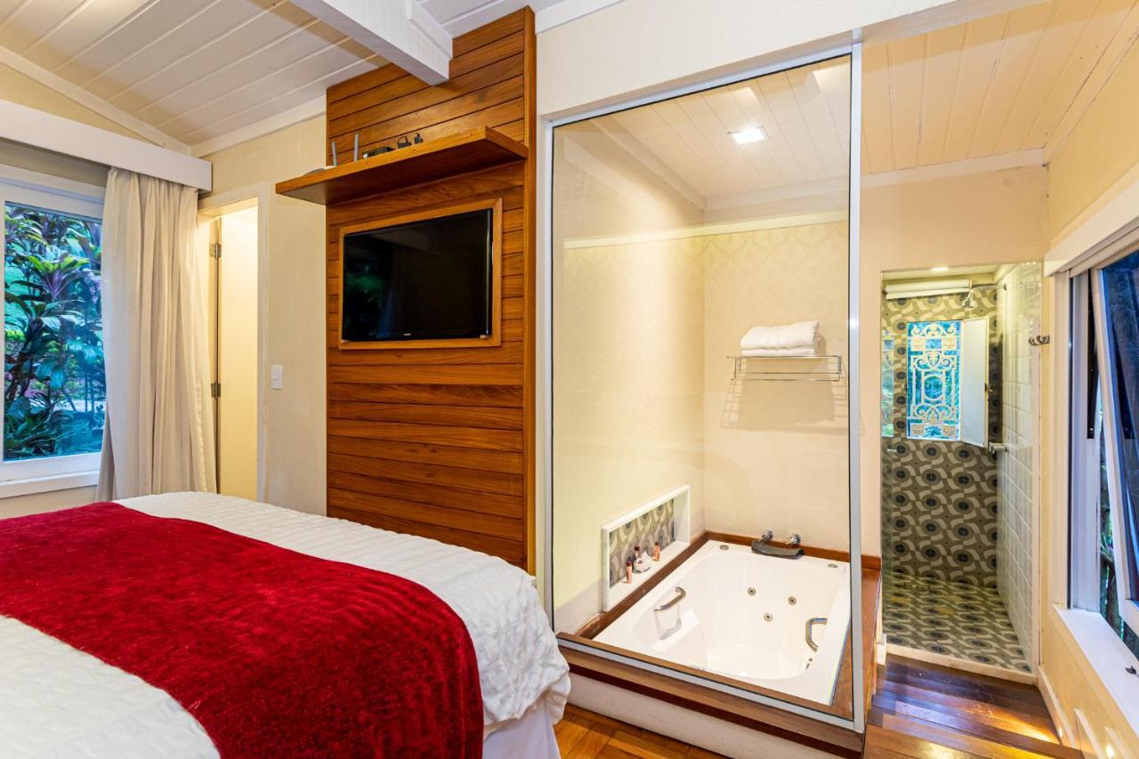 Su Paradise Villa Chales E Suites Correas Екстер'єр фото